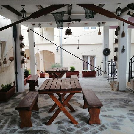 Apartments Bella Di Boka Tivat Luaran gambar
