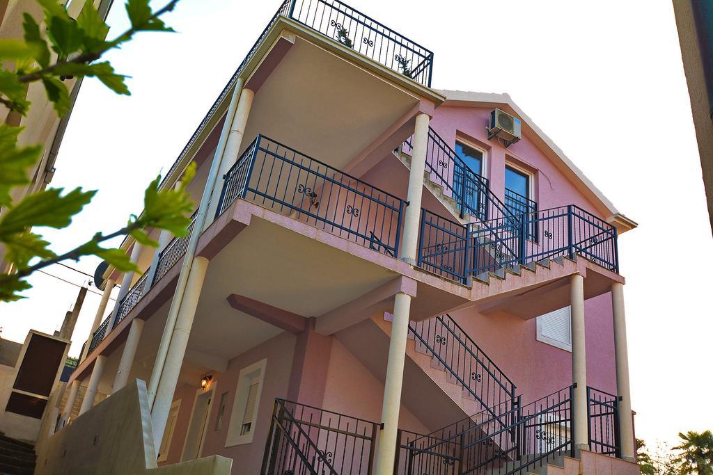 Apartments Bella Di Boka Tivat Luaran gambar