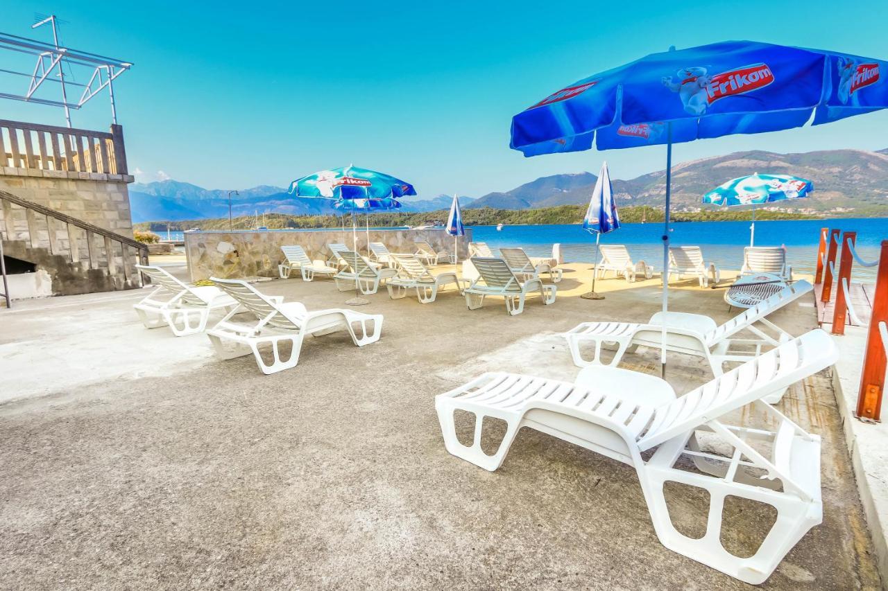 Apartments Bella Di Boka Tivat Luaran gambar