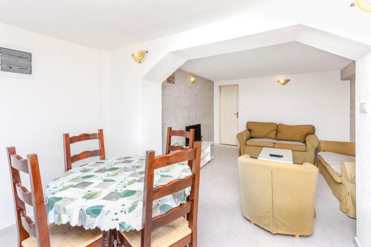 Apartments Bella Di Boka Tivat Luaran gambar
