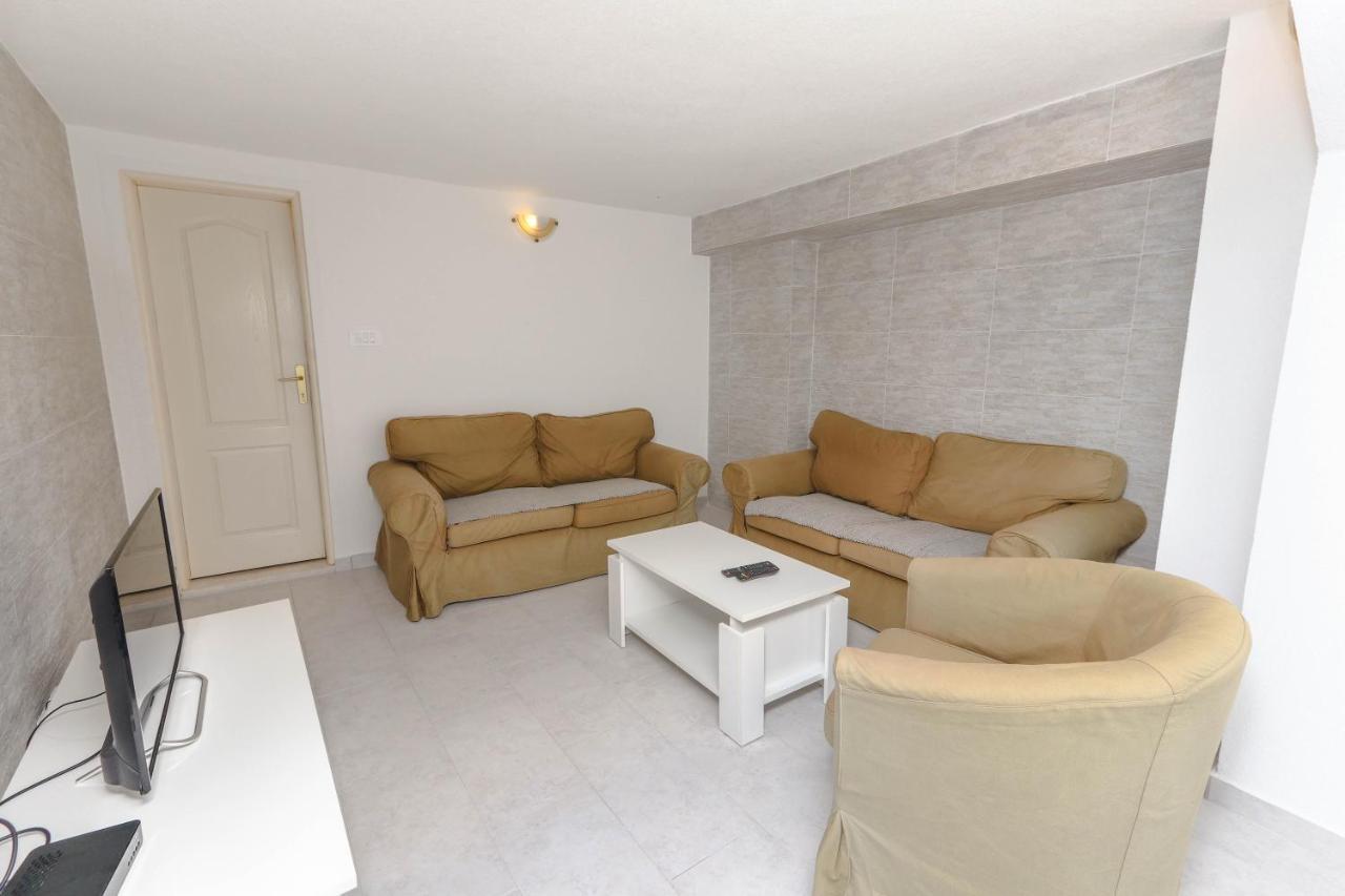 Apartments Bella Di Boka Tivat Luaran gambar