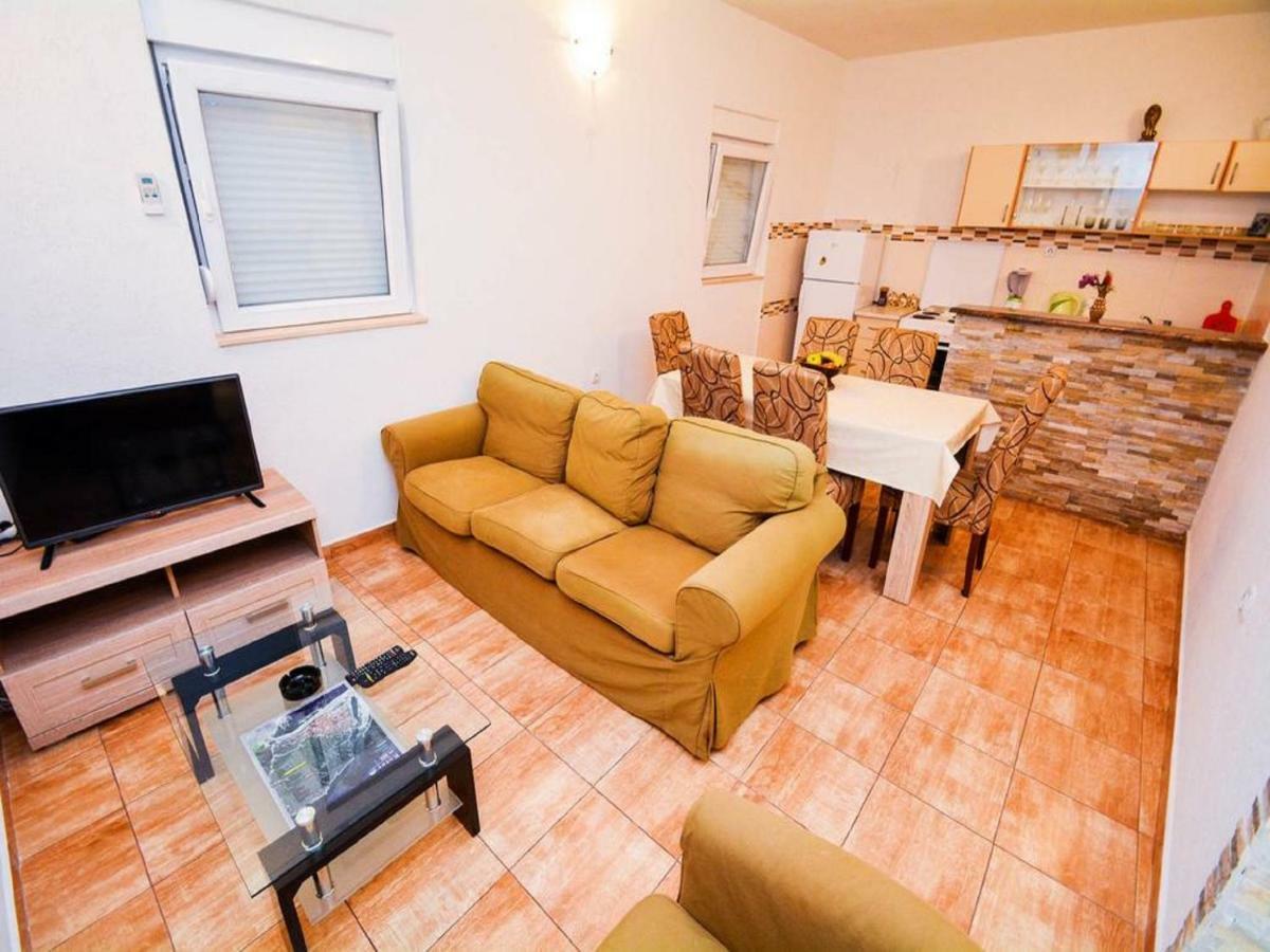 Apartments Bella Di Boka Tivat Luaran gambar